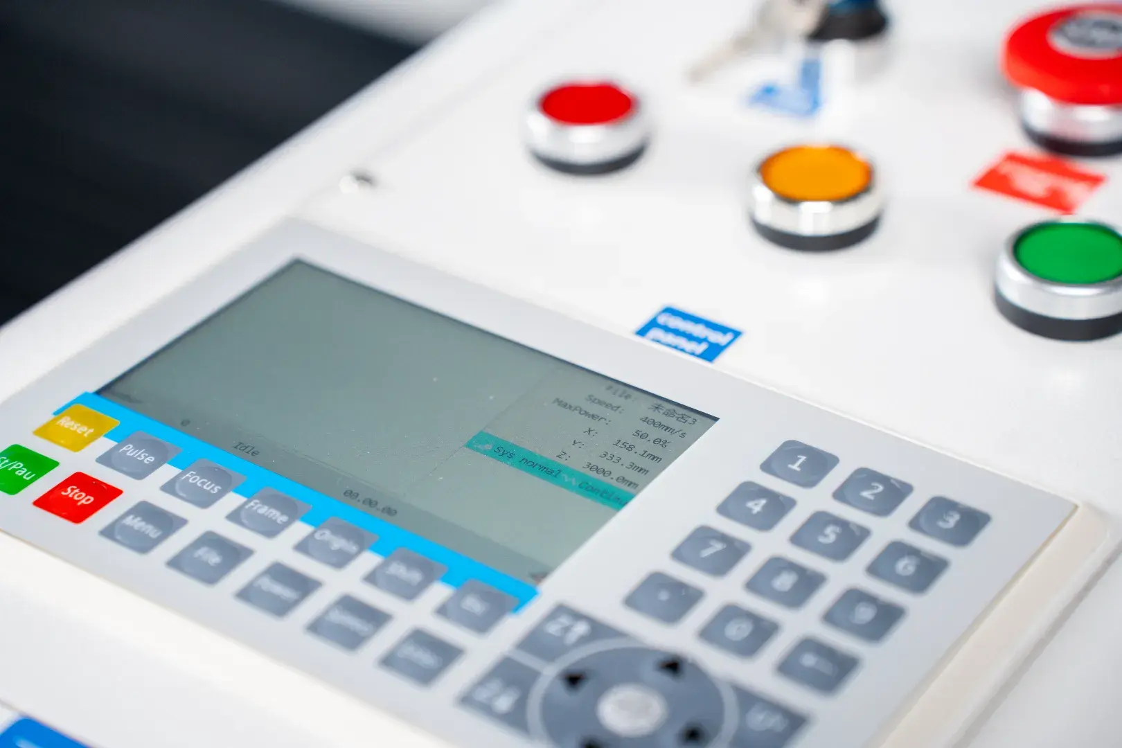 stort kontrolpanel - 90x60 Co2 Laserskærer