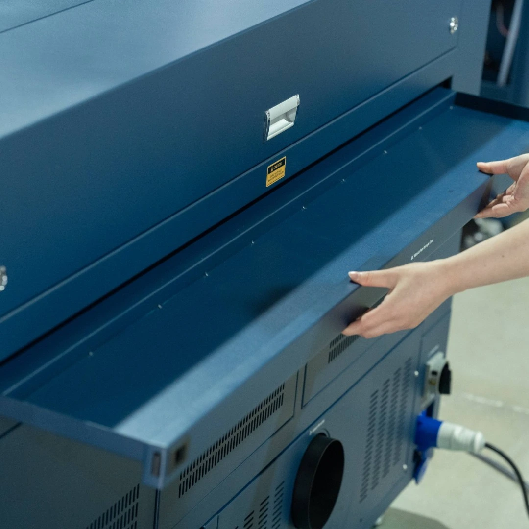 billede af Infinite pass-through-åbning på ca. 1400 mm på co2 laserskærer