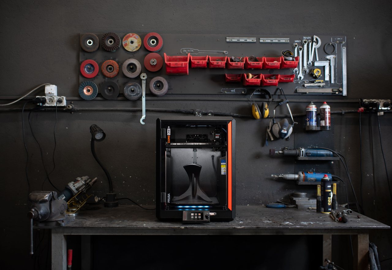 Prusa CORE One i metalværksted
