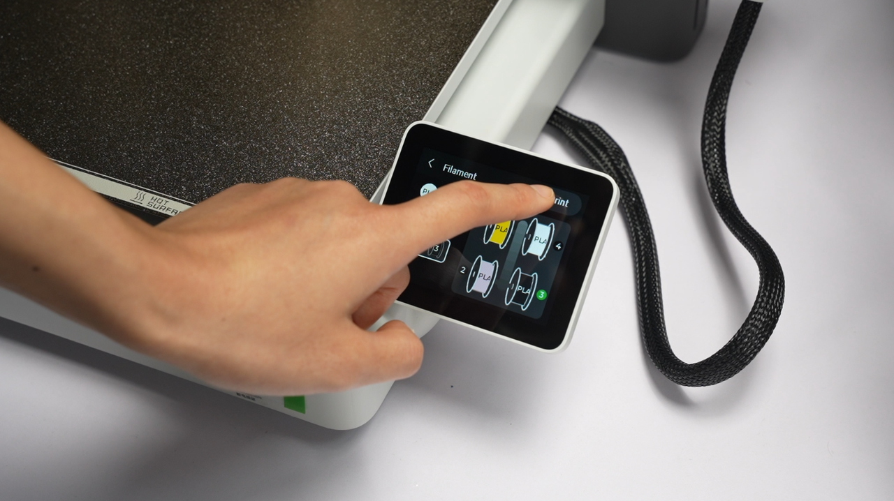 Print-knappen på A1 touchskærmen starter printjobbet