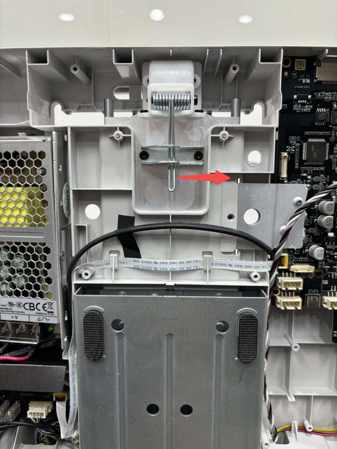 Frigorelse af Y-remmens torsionsfjeder, trin 1