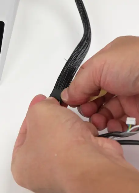 Nylonnettets ende omvikles med tape