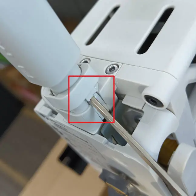 Andet trin i adskillelse af filament-hubben