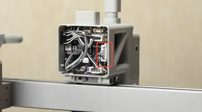Hotend-blæserens kabel afbrydes fra TH Board