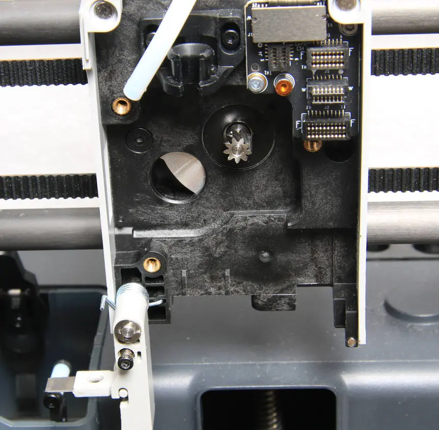 Extruder-enheden tages af toolheadet