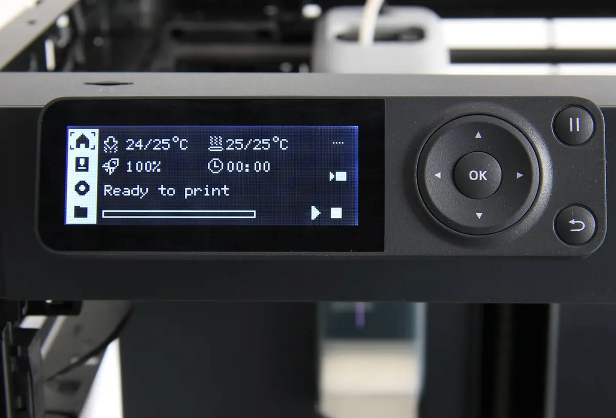 P1P-skærmen tændt og fungerer normalt