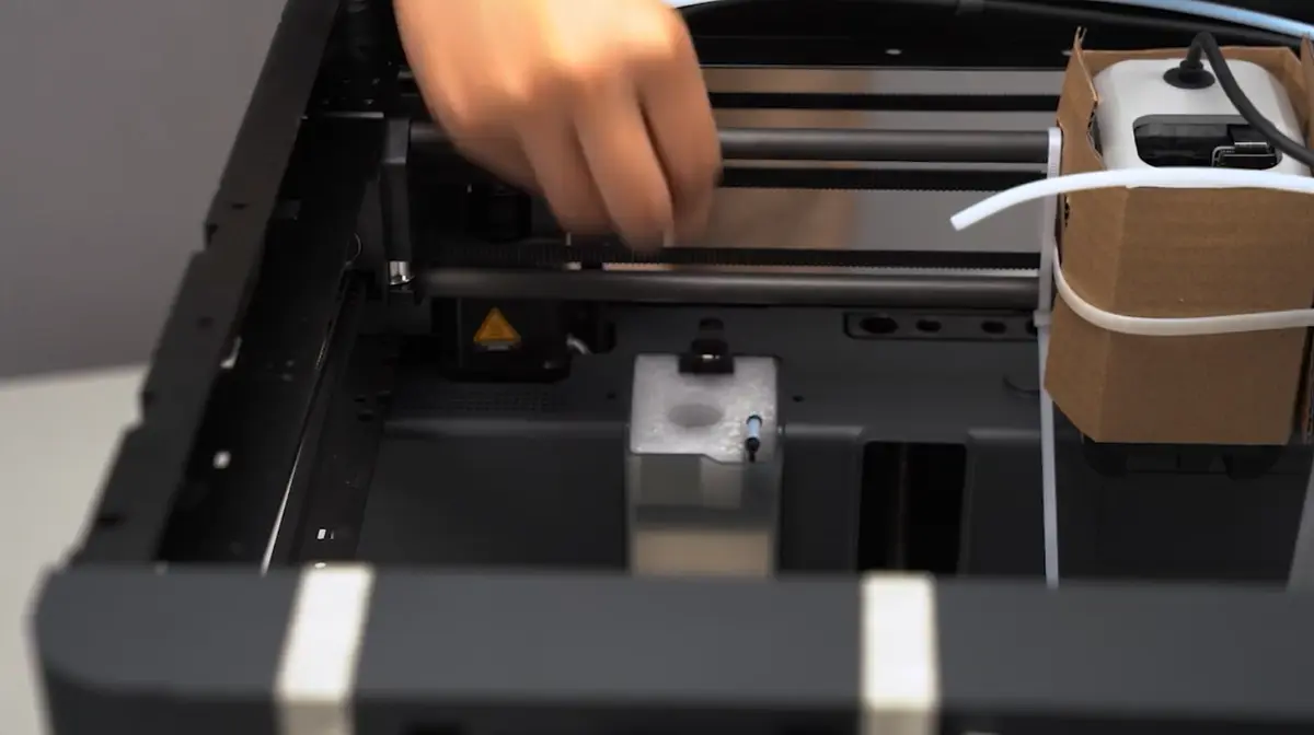 Placér beskyttelsesskum i printeren