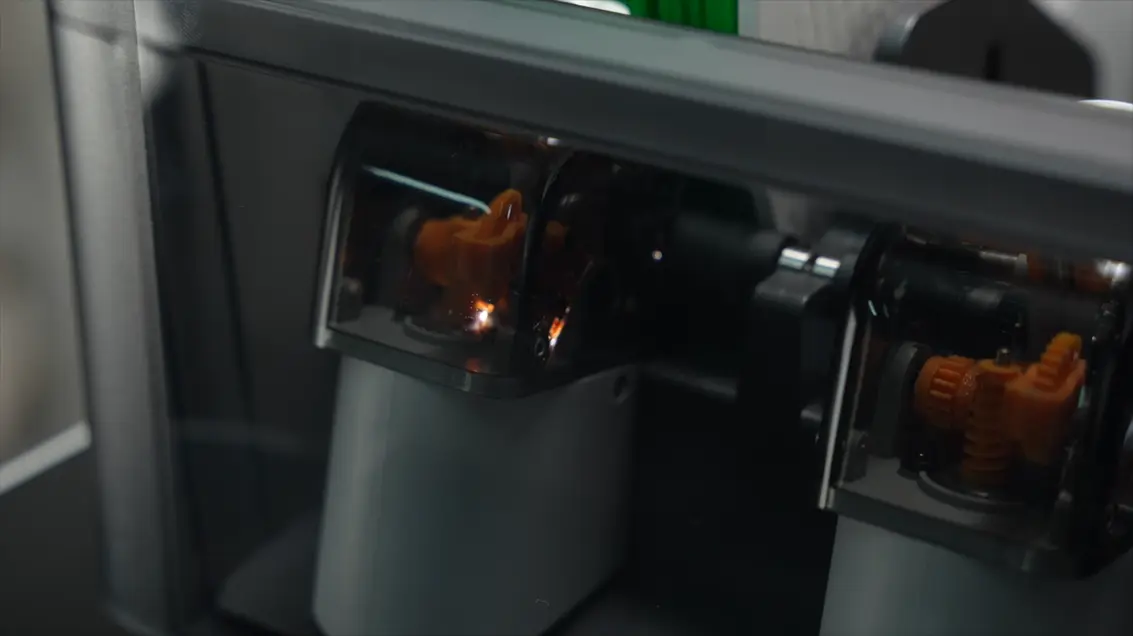 LED-lyset på AMS lyser og signalerer klar til print
