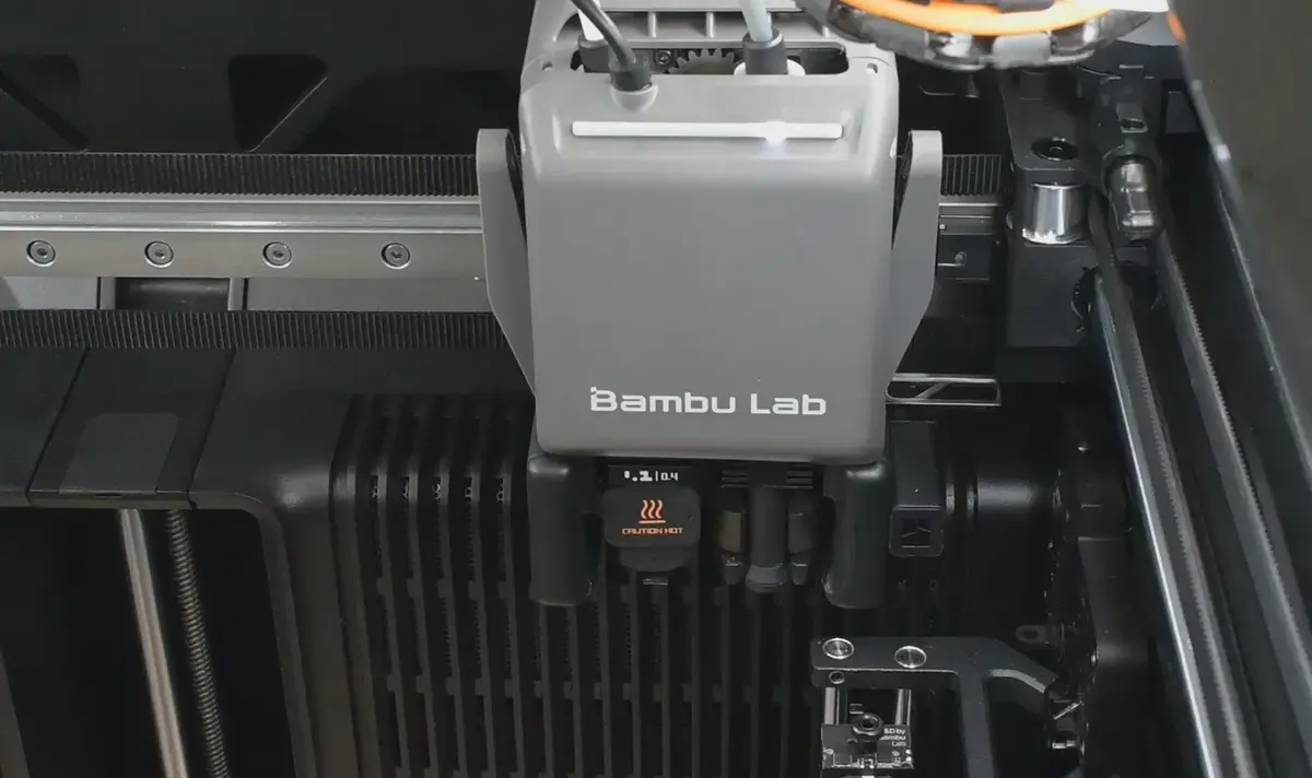 Automatisk skift af Vortek induktions-hotend mellem toolhead og rack