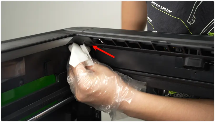 BirdsEye-kameraets linse rengøres forsigtigt