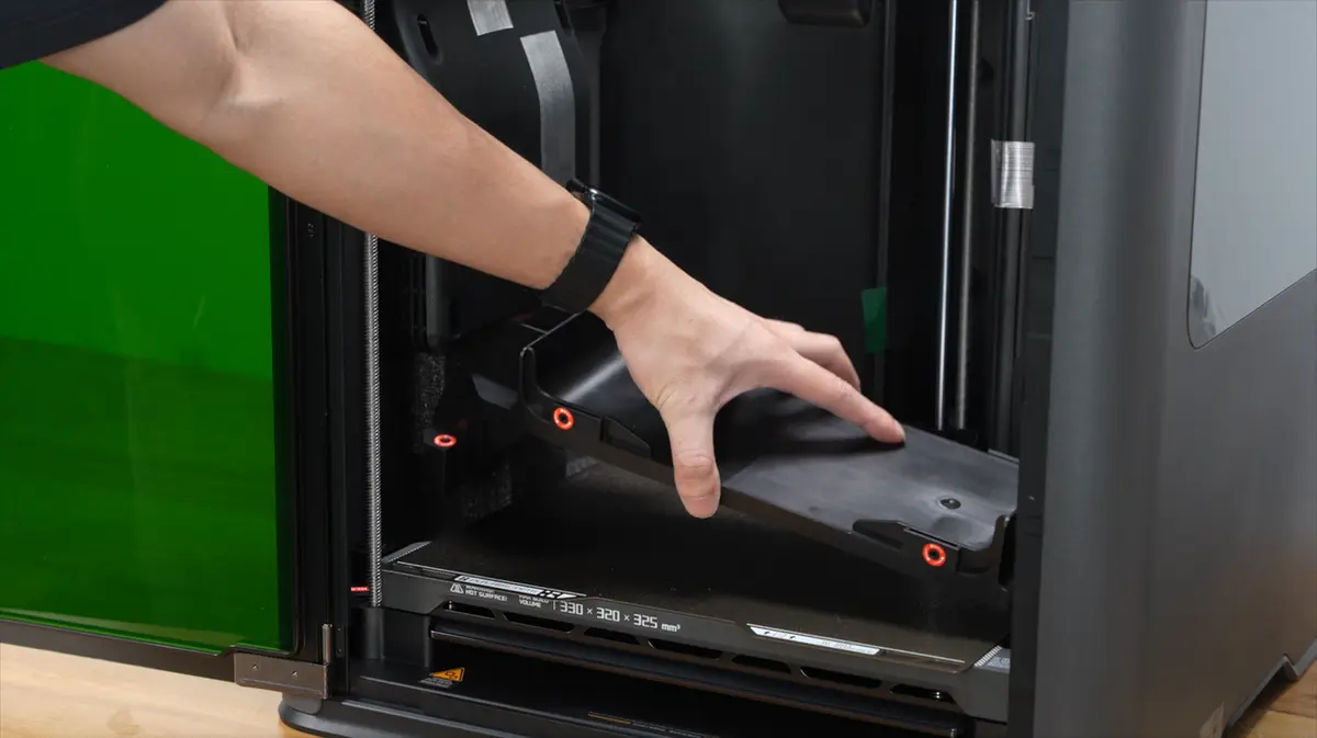 Fjern transportbeslaget fra printeren