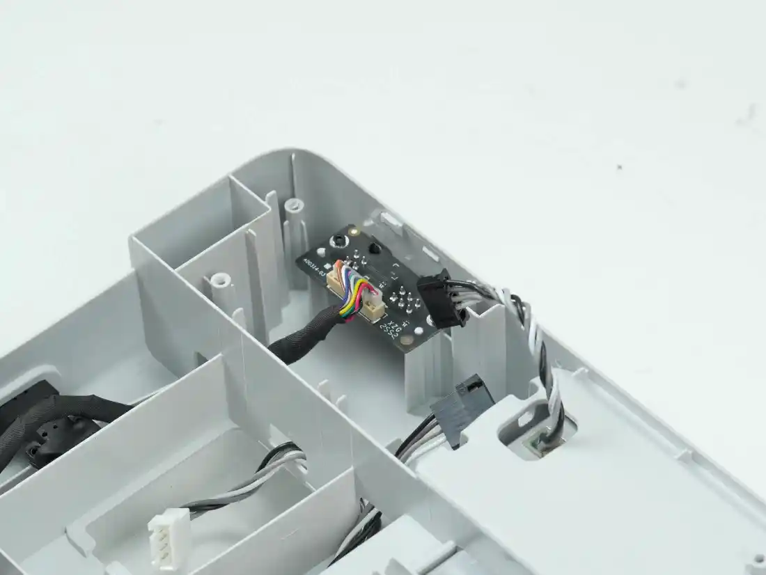 Y-akse motorkablet tilsluttes