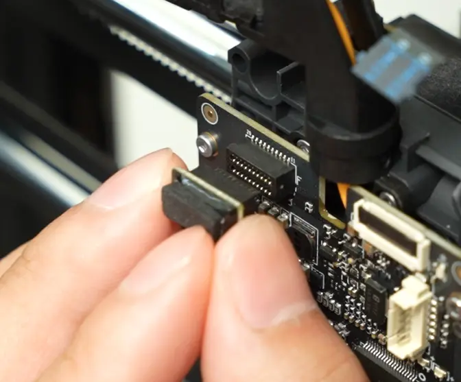Tilslutning af hotend-varmeelement trin 1
