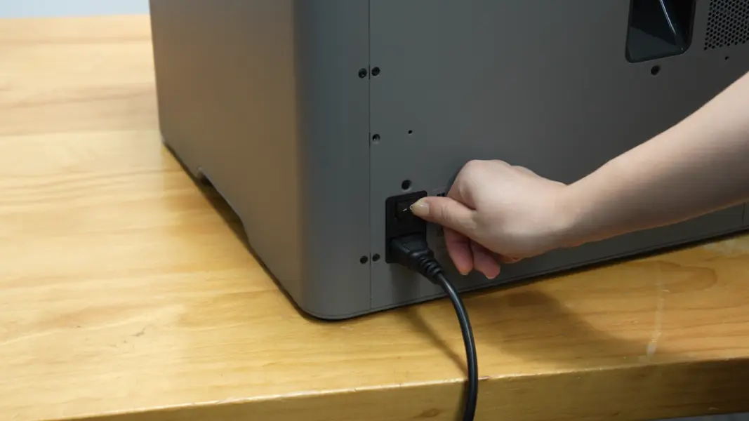 Printer slukkes via afbryderen