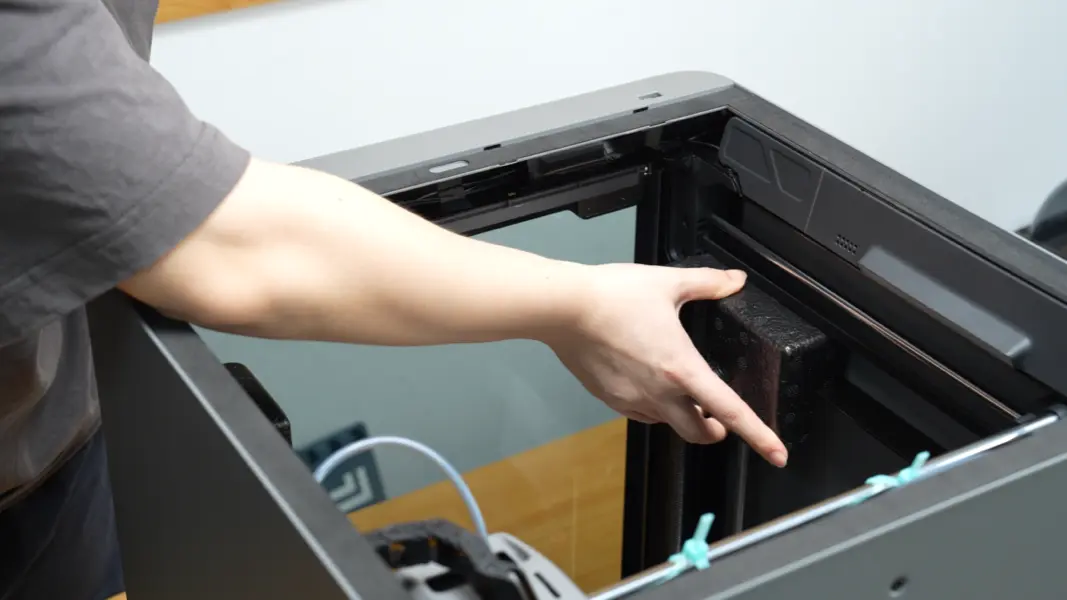 Skum placeres tilbage i printer, højre side