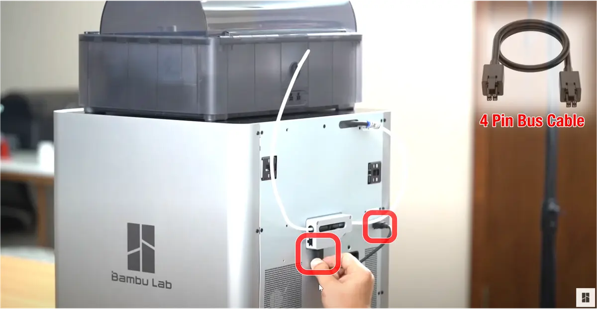 4-pin-kabel tilsluttes bunden af filamentbufferen