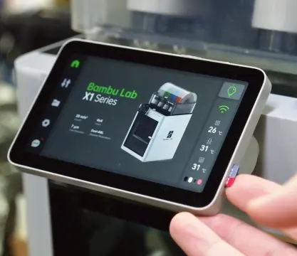 Indsæt SD-kort i X1-seriens display