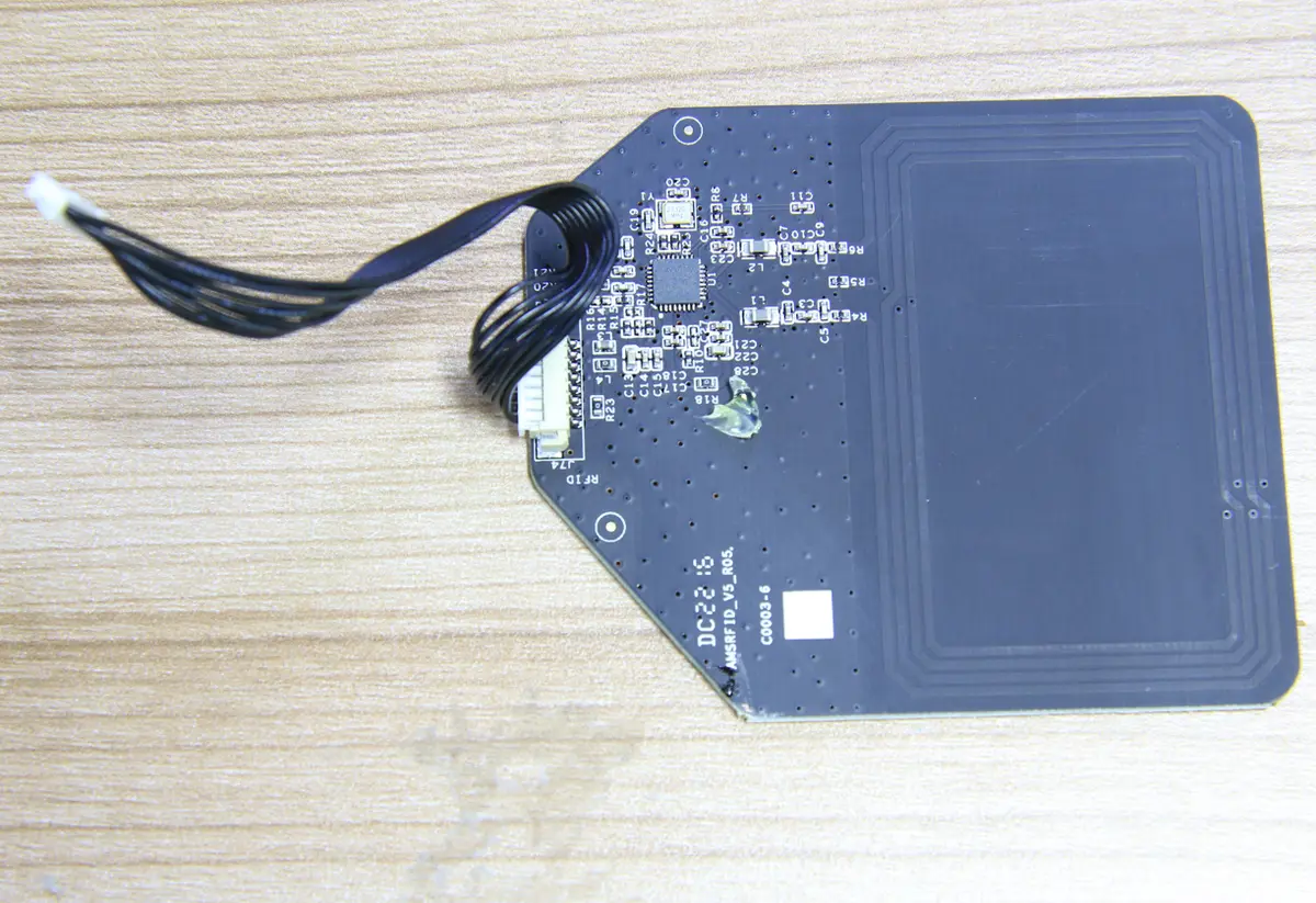 RFID-kort fjernes fra AMS-rammen