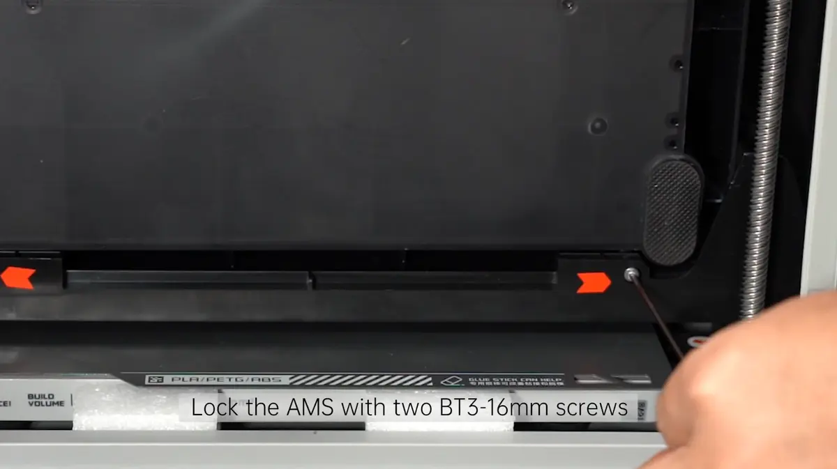 AMS korrekt sikret og låst på printeren