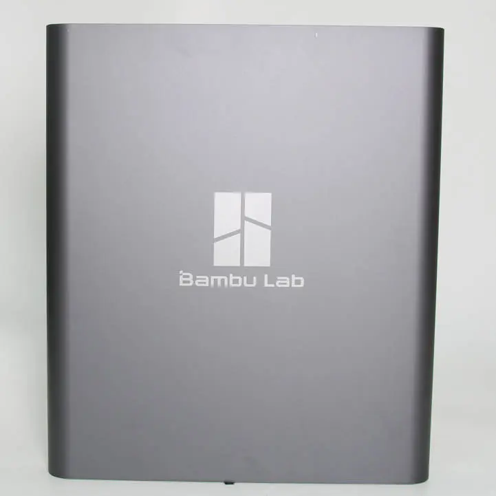 X1E højre metalpanel