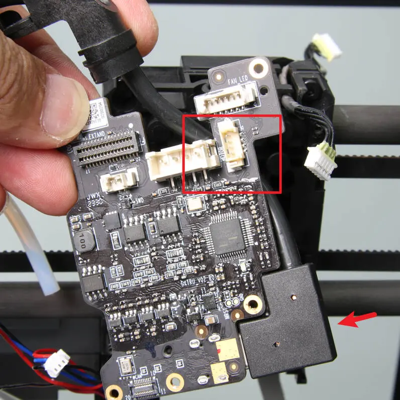 Placering af TH board og tilslutning af USB-C-kabel - Fig. 2-1-1
