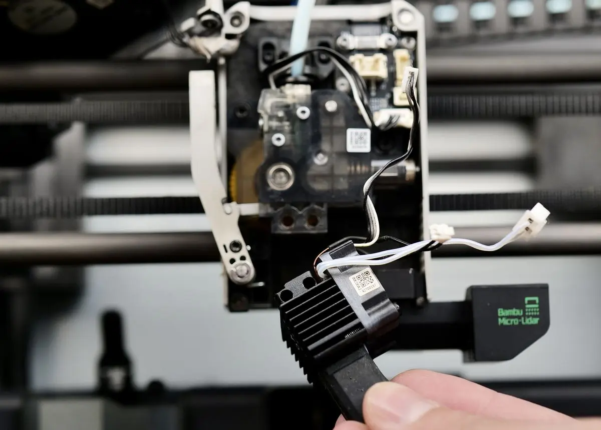 To hotend-skruer fjernes for at tage hotend'en ud fra printhovedets