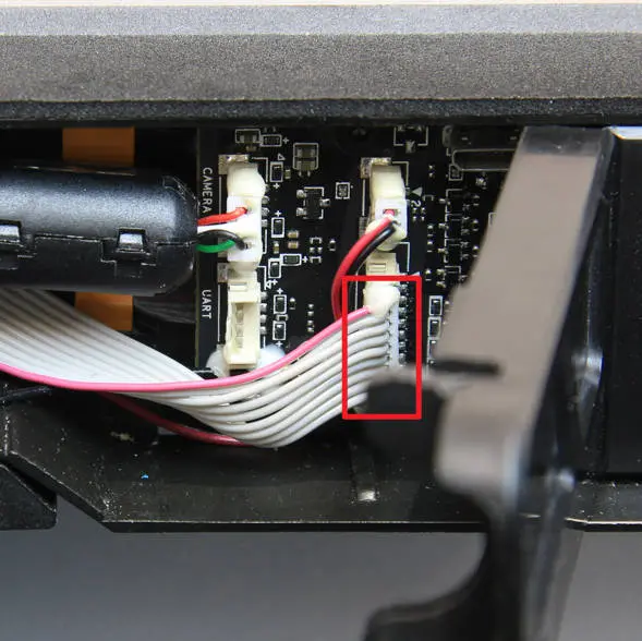 Afbrydelse af knapkortets kabel