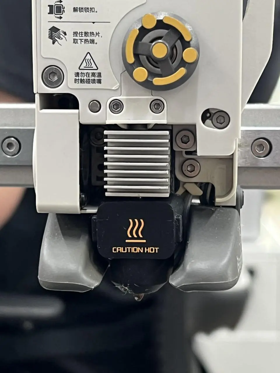 Montering af det nye siliconedæksel pa A1-seriens hotend