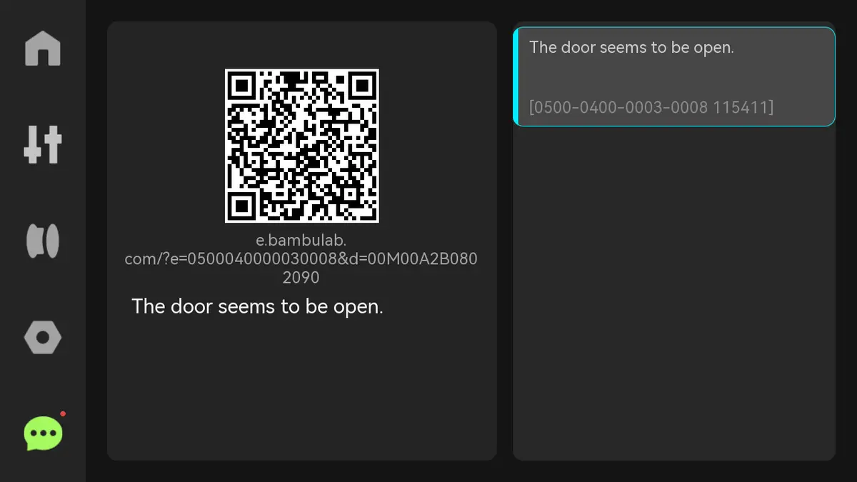 Fejlkode og QR-kode for åben dør vist på X1C-skærmen
