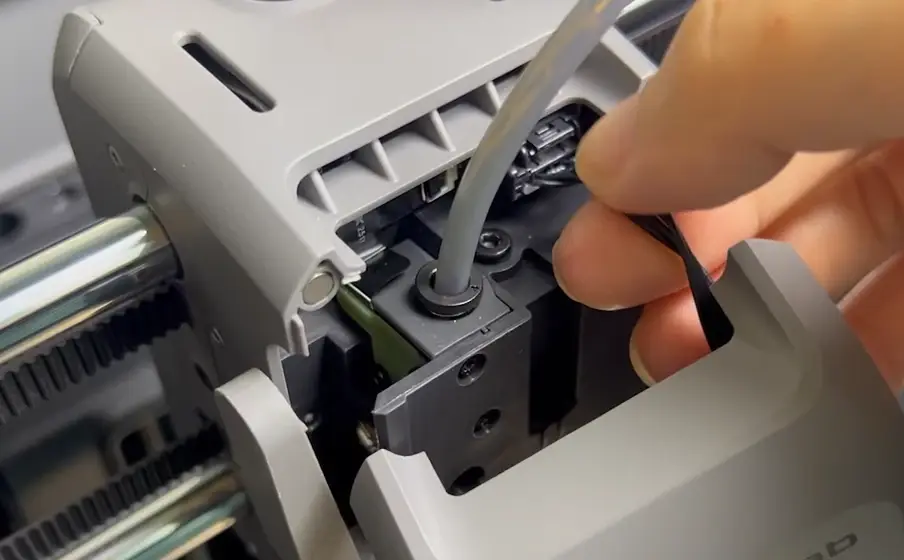 remove_the_toolhead_front_cover_cable.webp