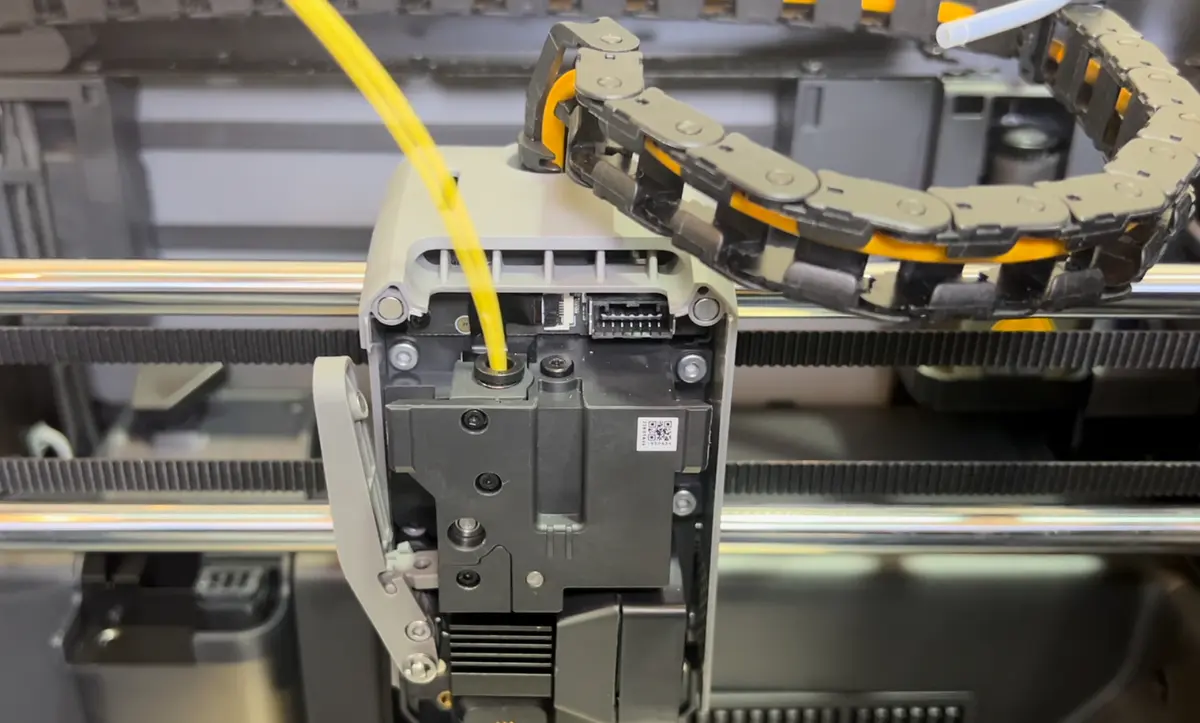 insert_filament.jpg
