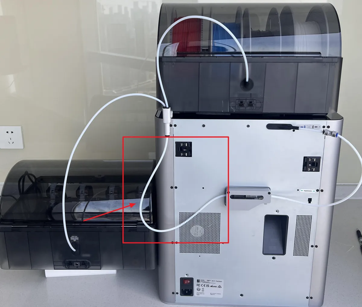 Forkert: for lang slange mellem adapter og buffer (X1/P1)