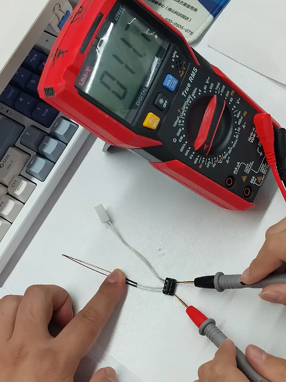 Måling af hotend-modstand med multimeter på P1