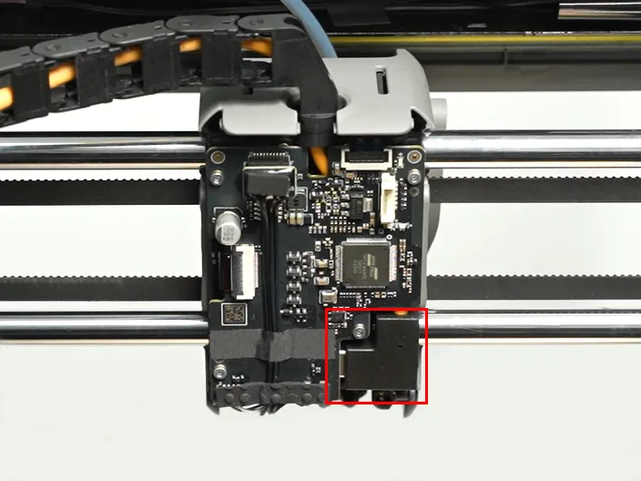 MC-TH-kabel paa TH board