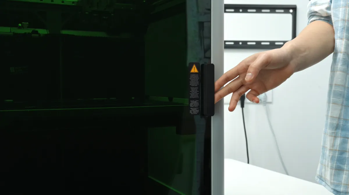 Originale laserbeskyttelsesdele monteret på H2D