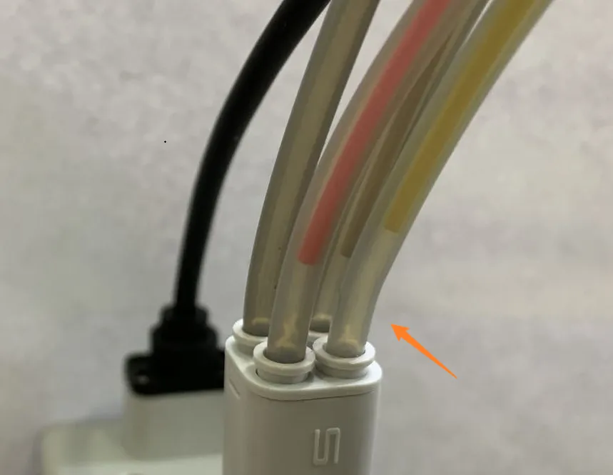 Bekræft at filamentet er trukket tilbage fra filament-hubben