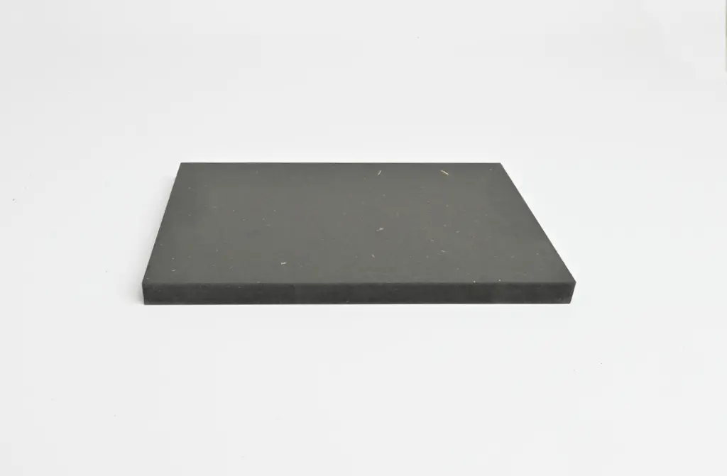 MDF gennemfarvet sort 3mm