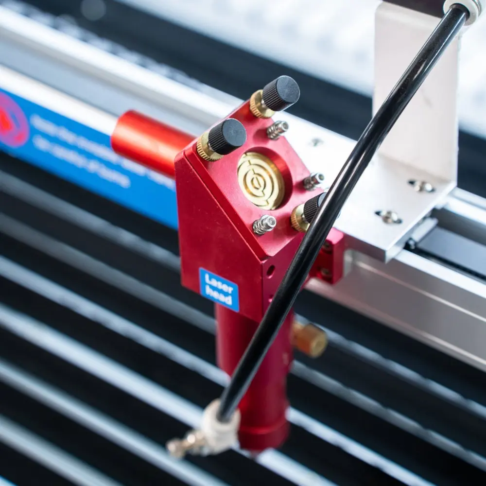 CO2 Laserskærer - LaserPro Compact 130x90 - 150W